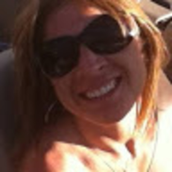 Meet the Posher Other - Meet your Posher, Laura